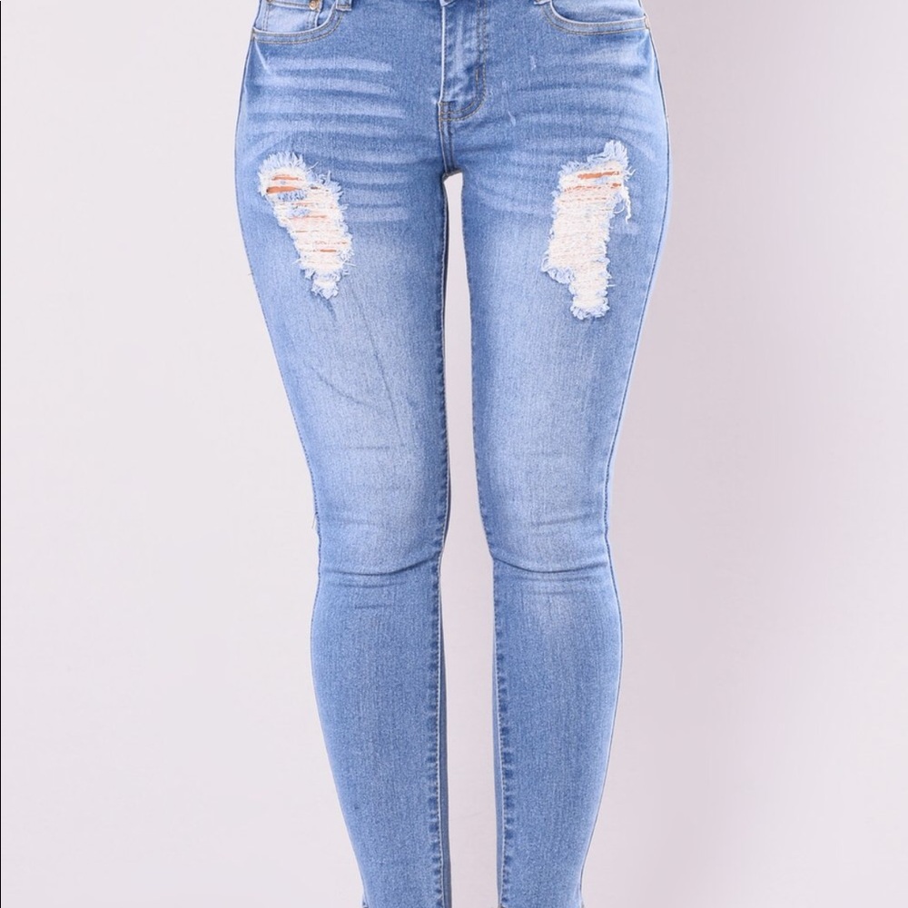 frayed ankle jeans